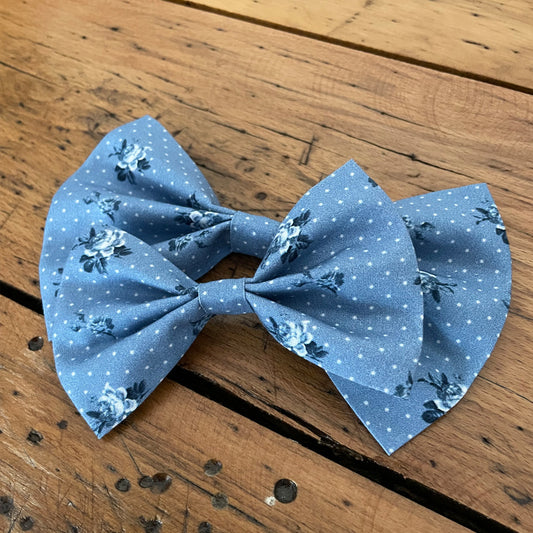 Trachtenfliege FRIDO - Gr. S - hellblau